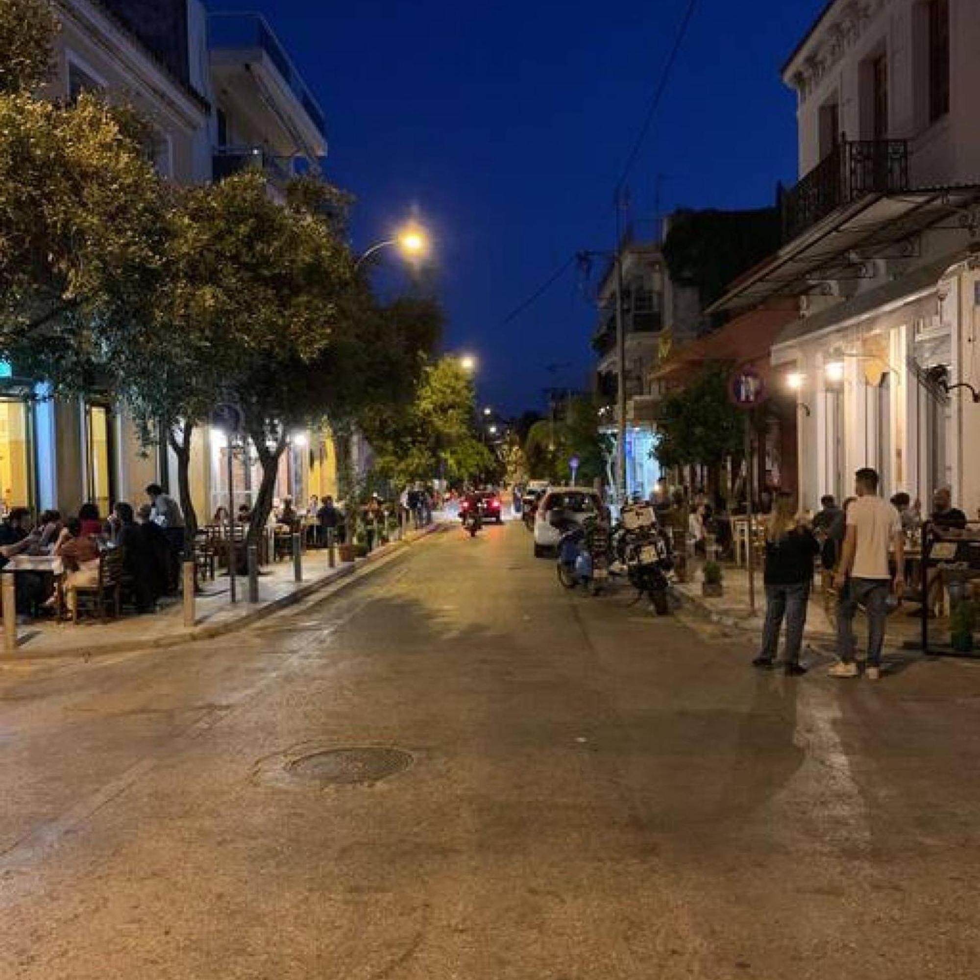 Comfortable Living In Athens 2Br Apartment エクステリア 写真